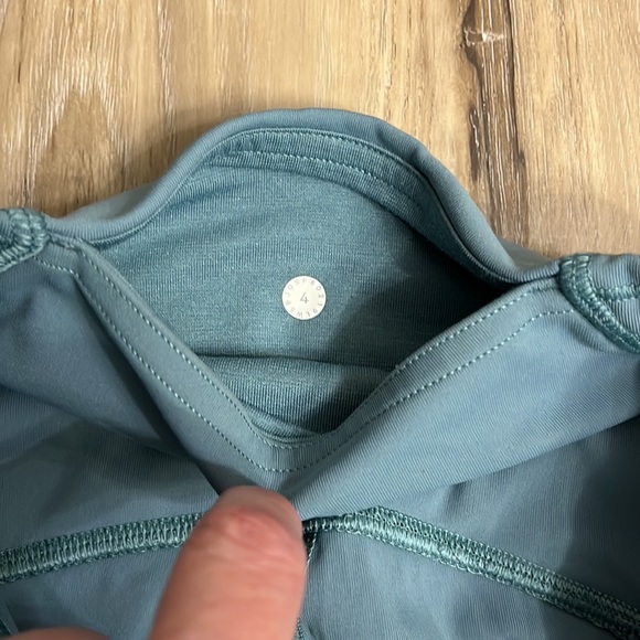 Lululemon Train Times Pant 25" Size 4 - Picture 6 of 7